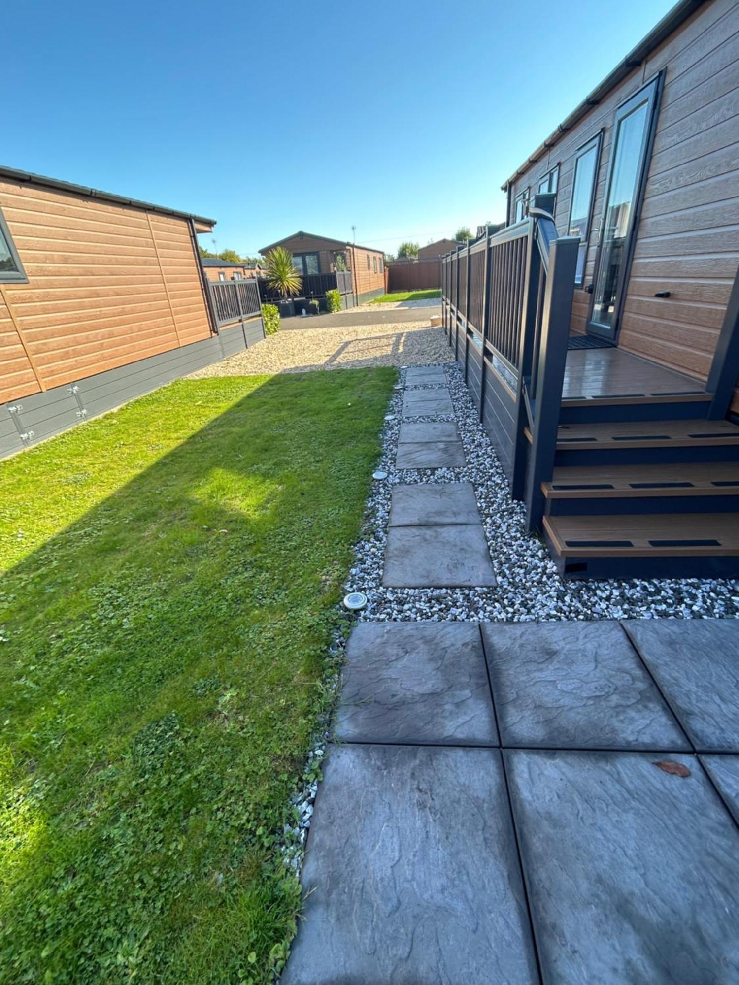 Kingfisher Lodge Long Acre Holiday Park Evesham Exterior foto