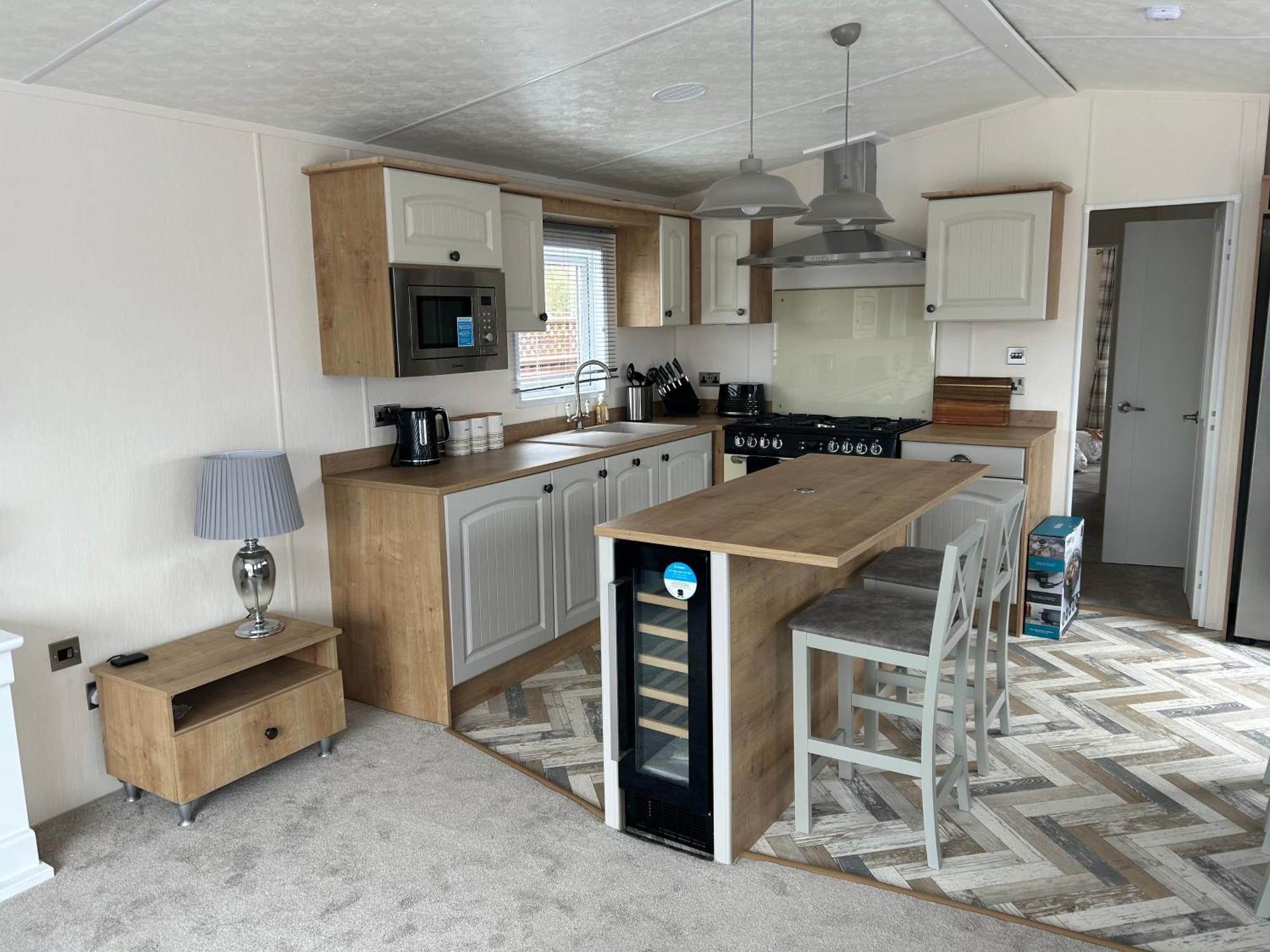 Kingfisher Lodge Long Acre Holiday Park Evesham Exterior foto
