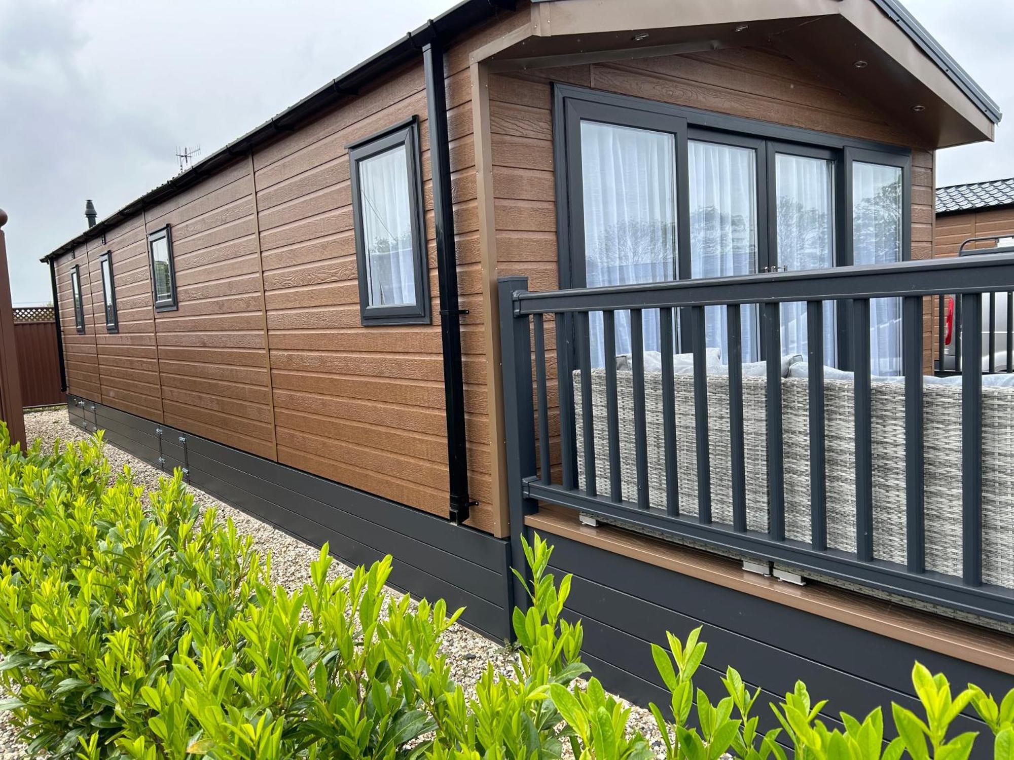 Kingfisher Lodge Long Acre Holiday Park Evesham Exterior foto