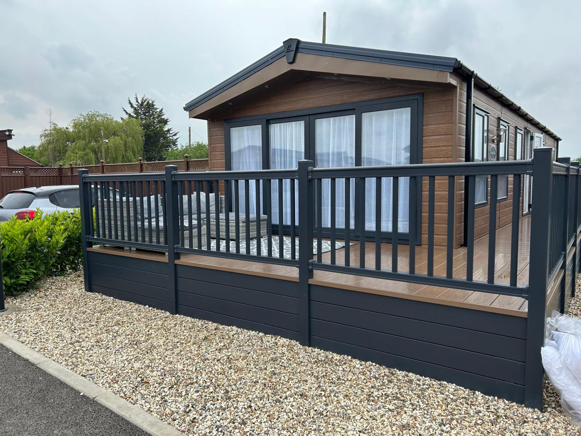 Kingfisher Lodge Long Acre Holiday Park Evesham Exterior foto